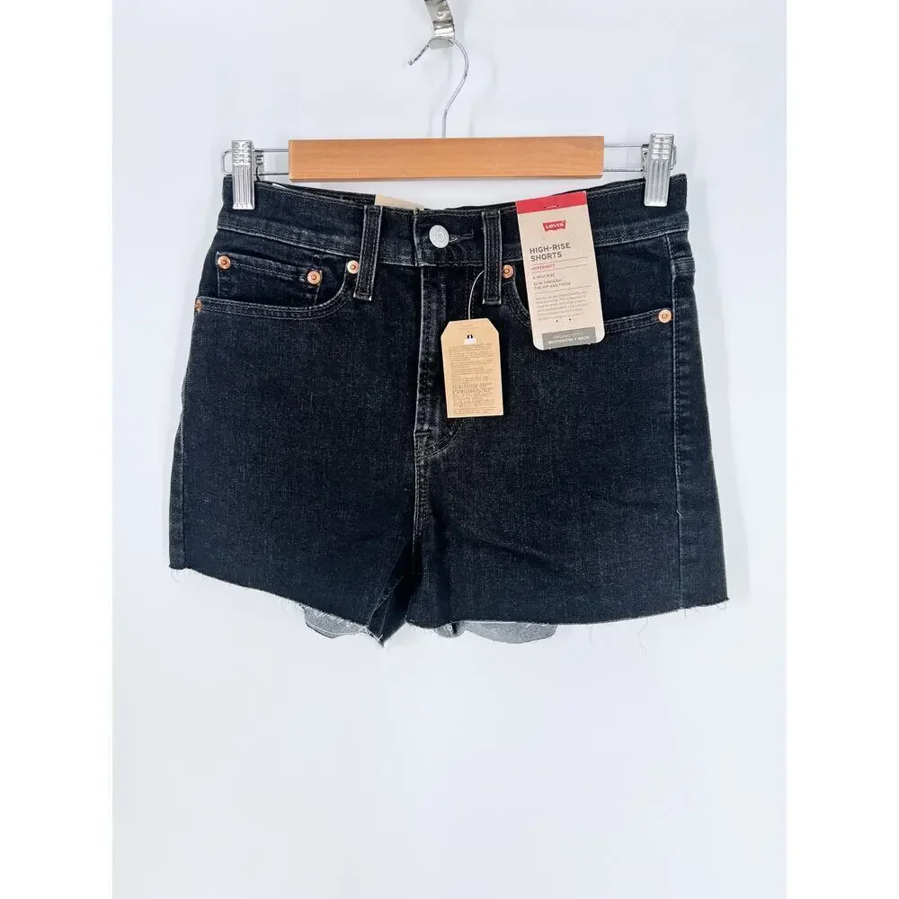NWT Levi’s Frayed Hem High Rise Shorts in Lunar Black Size 27
